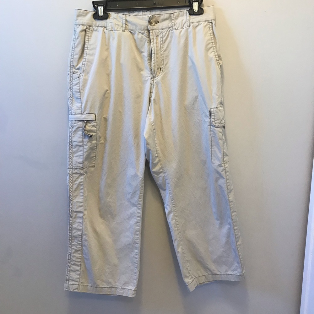 Columbia capri cargo pants , Size 8
